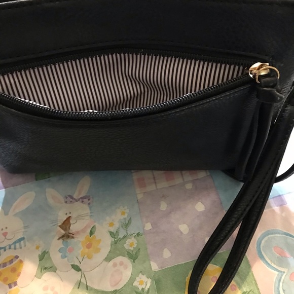 New Black Isabelle Purse,Clutch, Crossover bag /Wallet.  9 1/2” x 7” New!  NWOT! - Picture 6 of 6